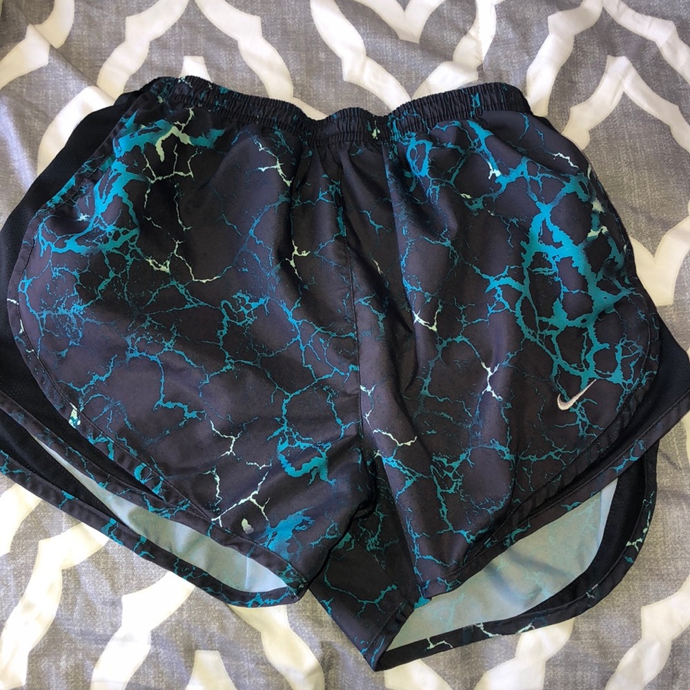EUC Nike shorts S